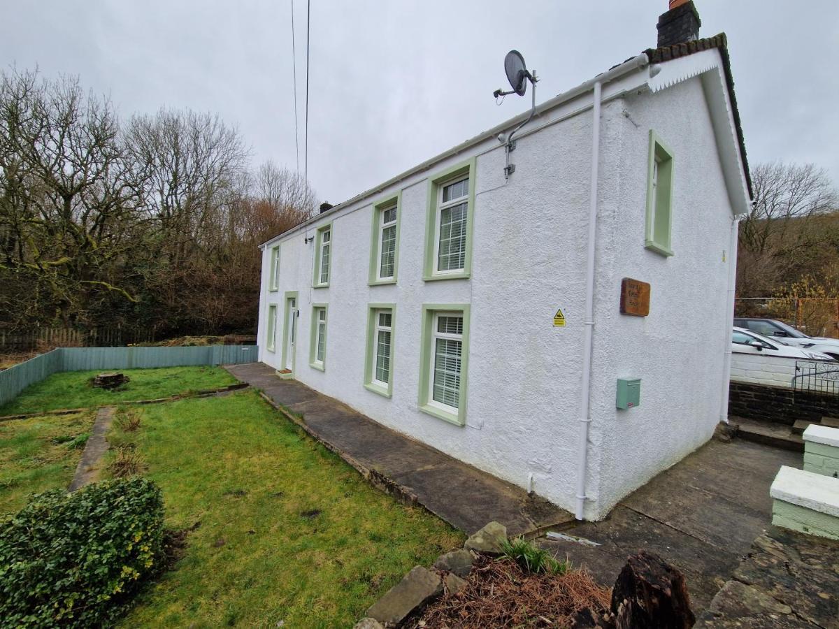 Lewis Gethin House, Newly Renovated Cottage Sleeps 9, Close To Bike Park Wales Merthyr Tydfil Luaran gambar